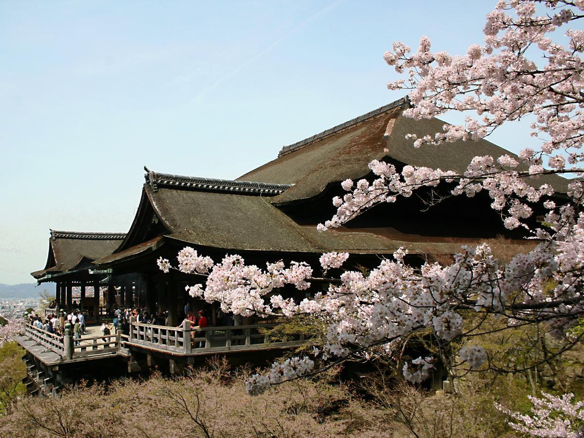Wing International - Shijo Karasuma
